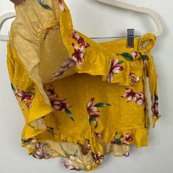 Guess Yellow Floral Wrap Skort Skirt Size Small Tie Waist Zipper Viscose Boho S - Picture 9 of 12